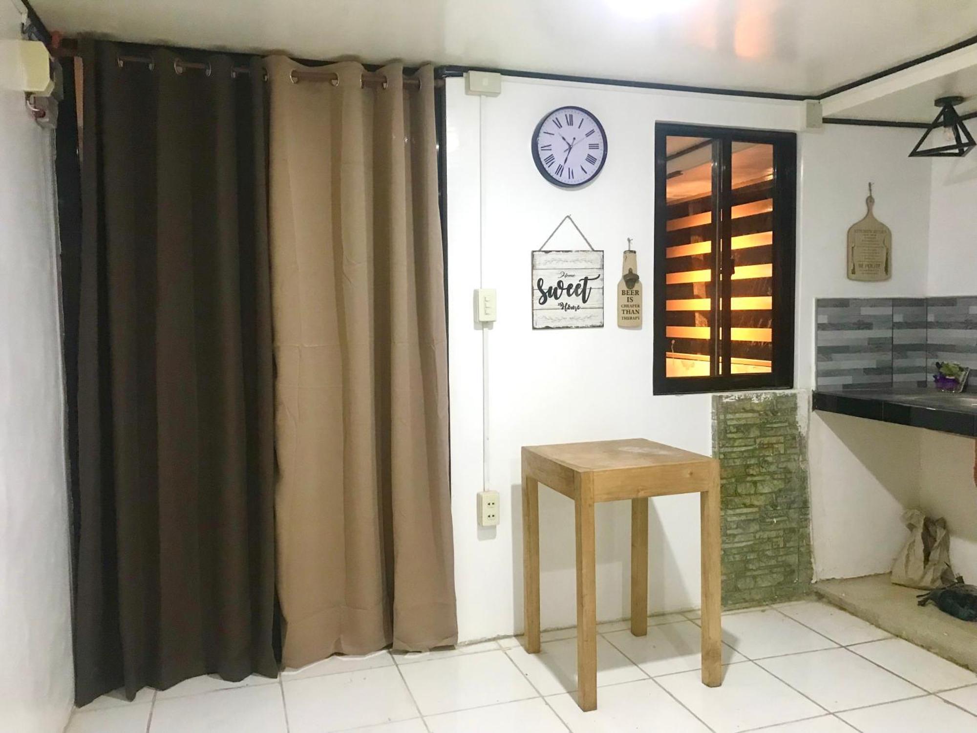 Central Hub Homestay Puerto Princesa ภายนอก รูปภาพ