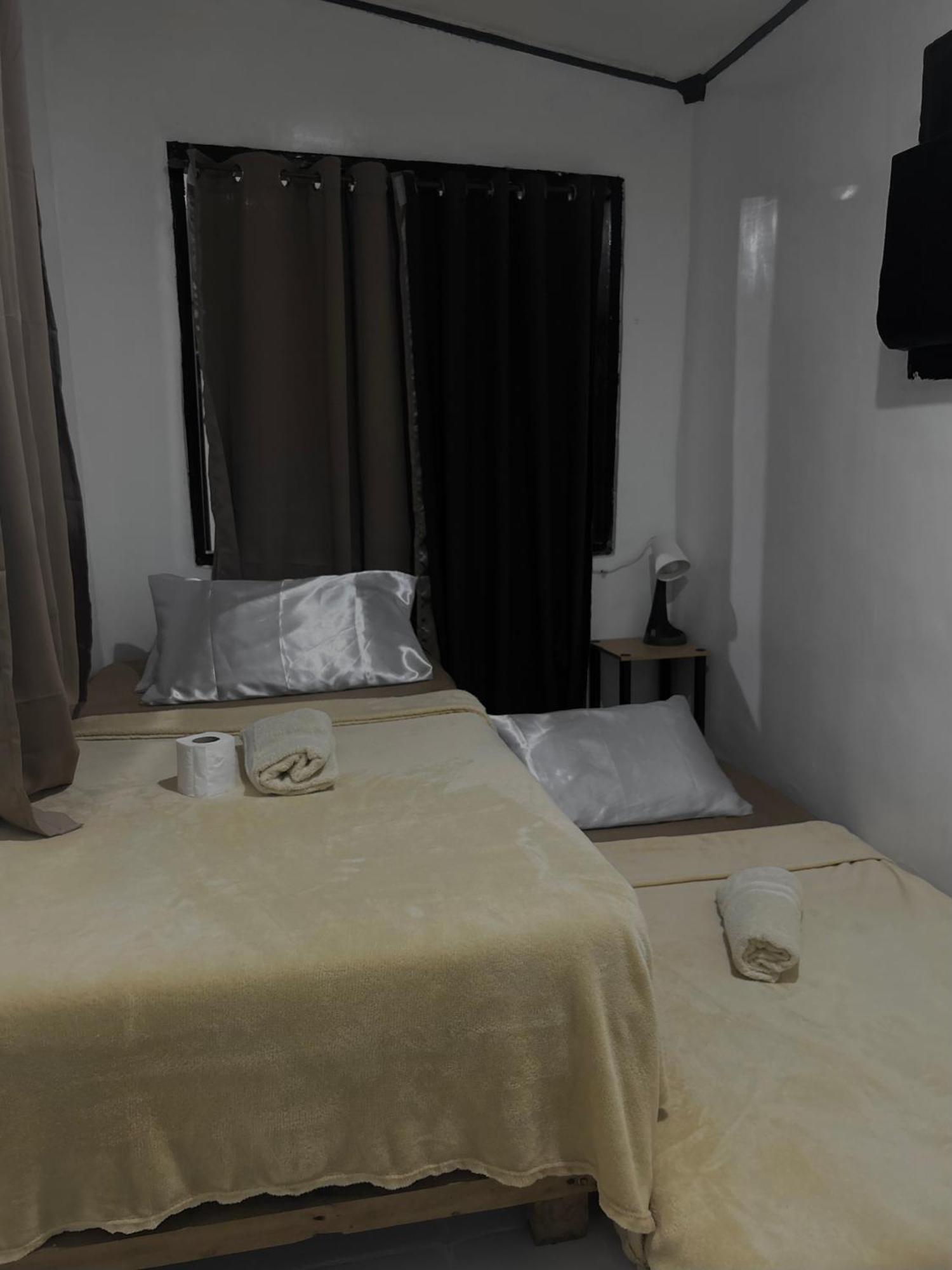 Central Hub Homestay Puerto Princesa ภายนอก รูปภาพ